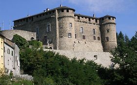 Castello Di Compiano Hotel Relais Museum